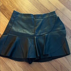 DO+BE Black Mini Skirt
